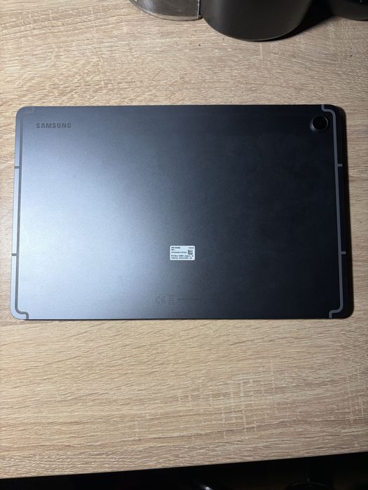 Samsung s10 lite Запазен таблет !