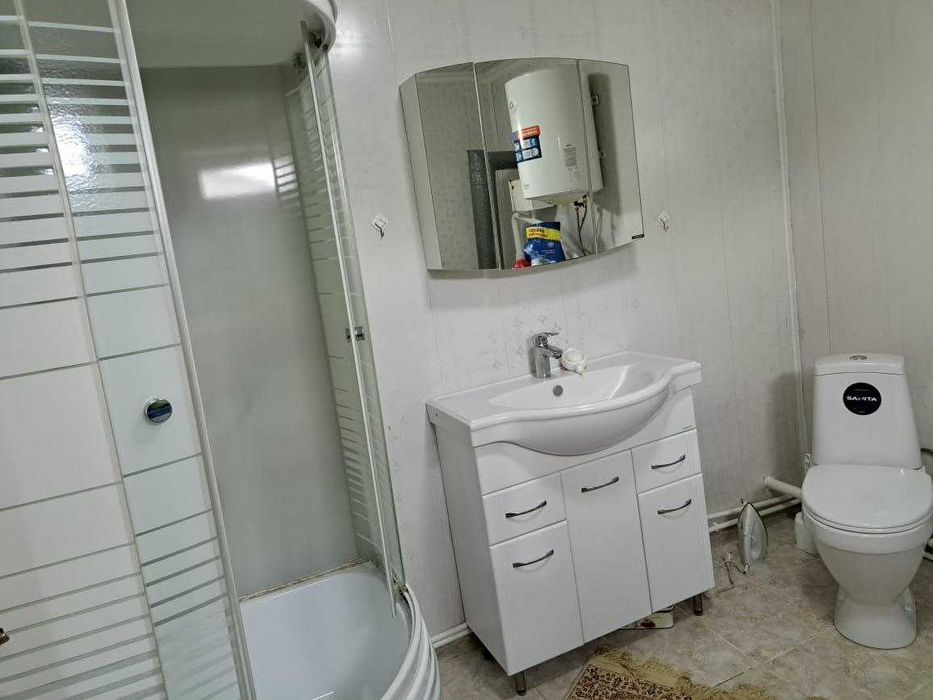 Уй сатылады. Сарыозек жагында.