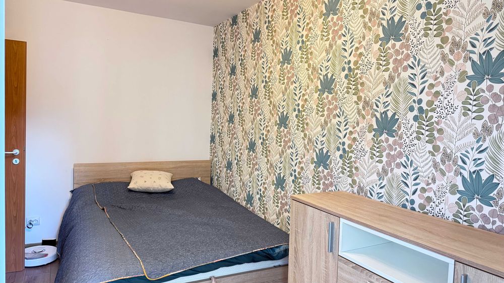 inchiriez apartament 3 camere