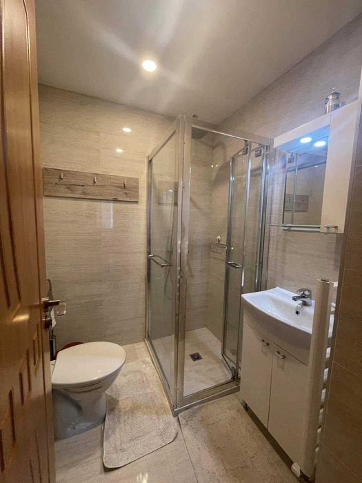 Двустаен апартамент под наем в жк. Младост 2