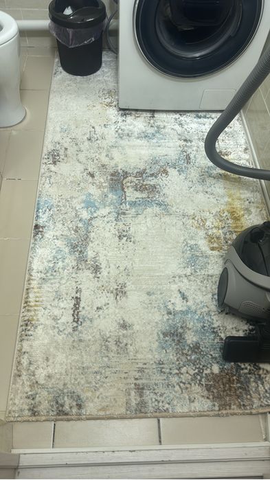 Дорожки, ковер, люстра