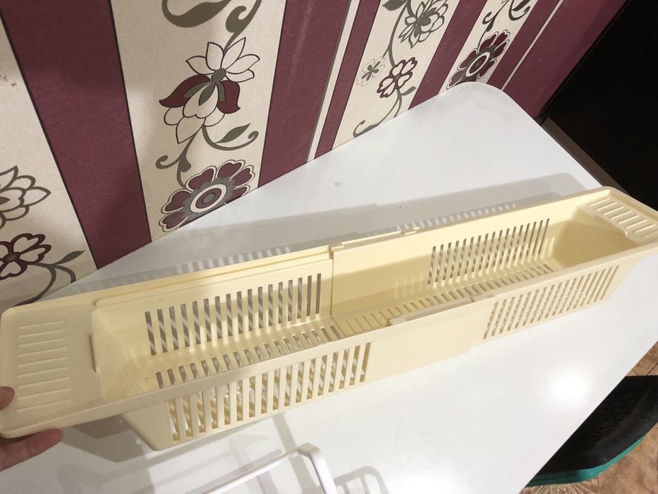 Продам полочки доя ванной, подставки