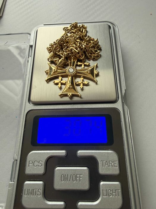 Cruce Ierusalim din aur de 18k cu lanț