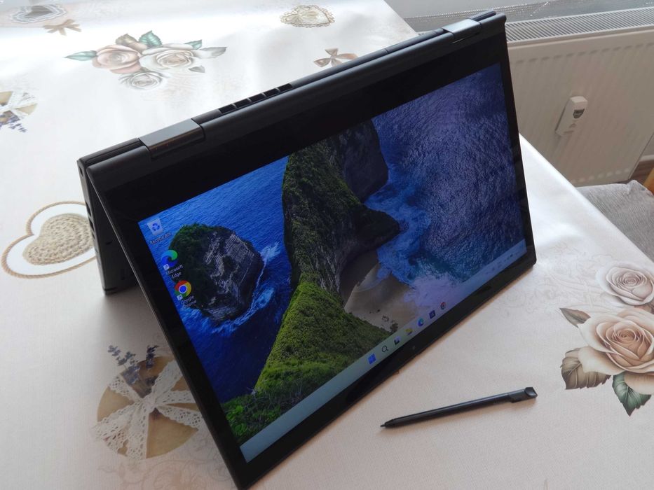 Таблет и Лаптоп 2в1 Lenovo ThinkPad X1 Yoga Gen 3 i7-8650U/RAM 16GB DDR4/NVMe SSD 256GB / 4G LTE-A модул Fibocom L850-GL Nano-SIM