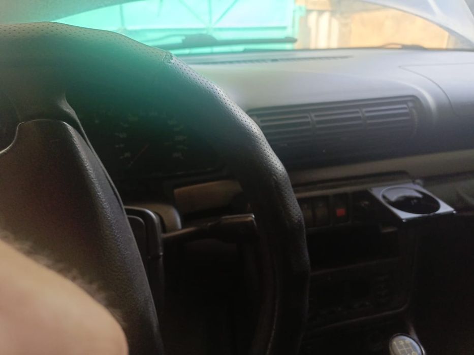 Срочно продам Ауди А4