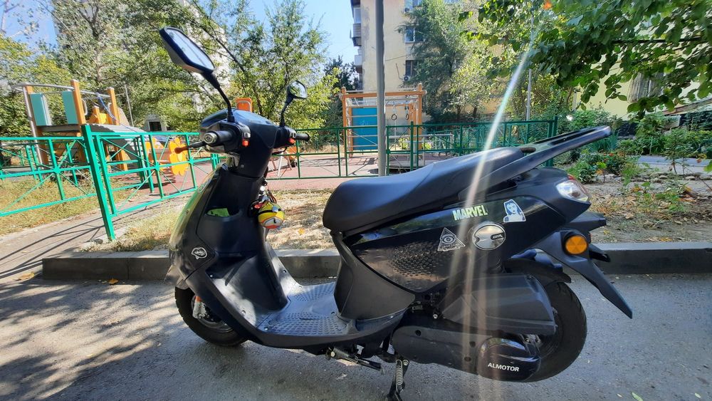 Срочно продам Скутер/мопед