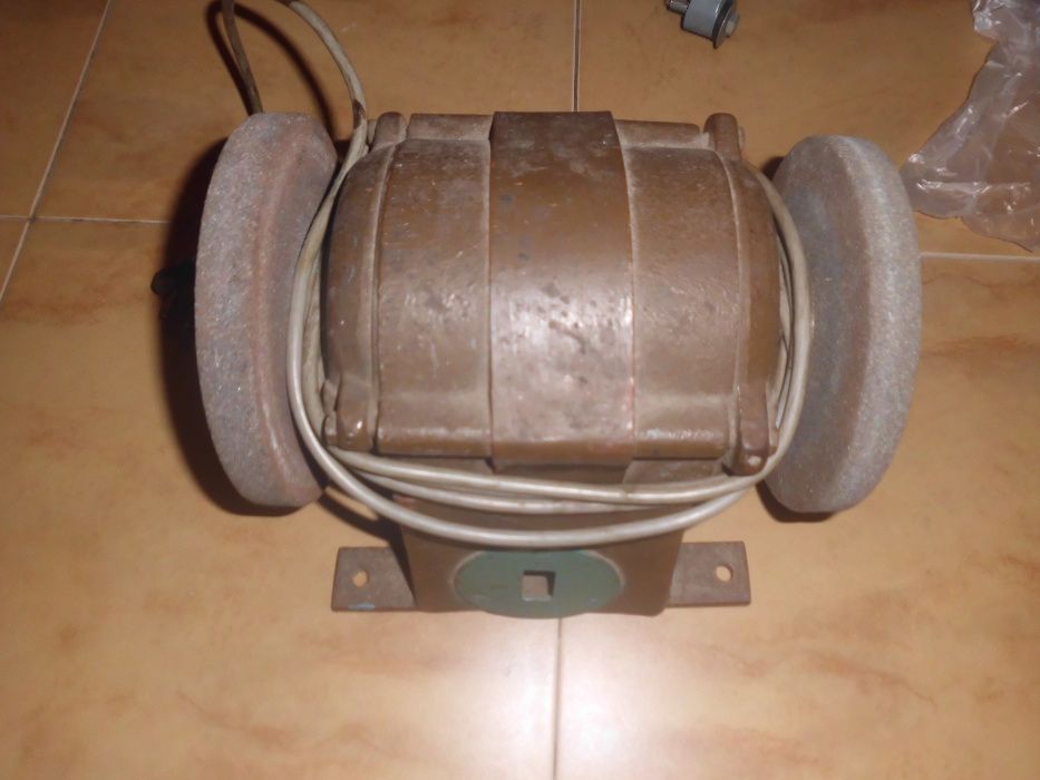 шмиргел стационарен