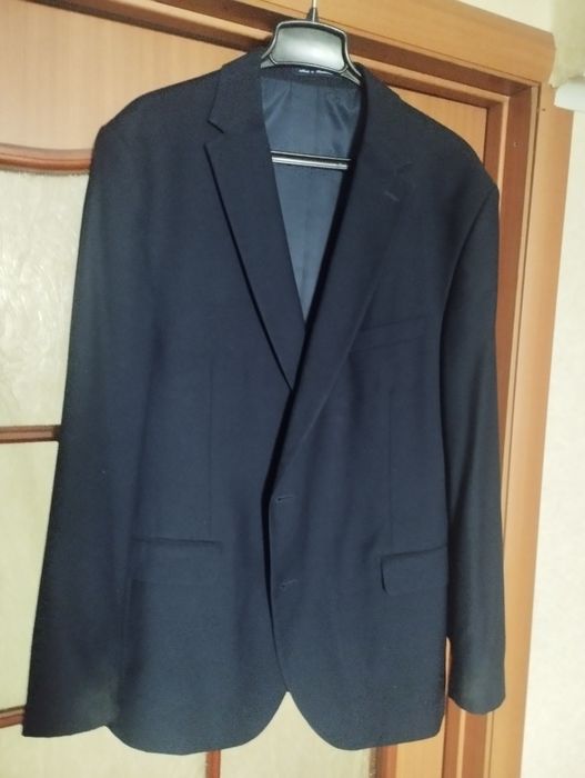 Продам школьный пиджак