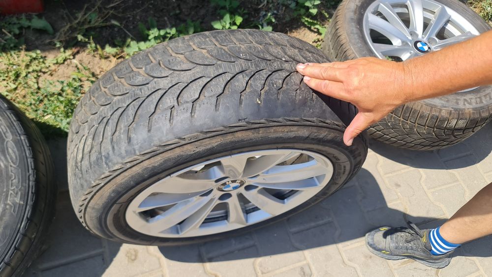 Set Roti BMW 225/55R17 cu anvelope M+S