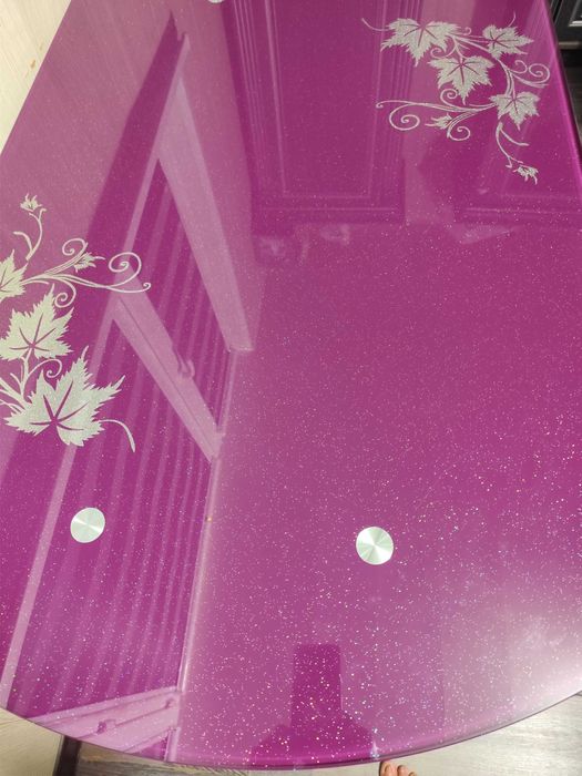 Стол обеденный стеклянный