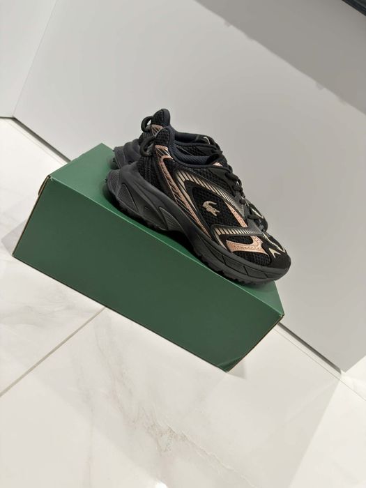 Маратонки Lacoste