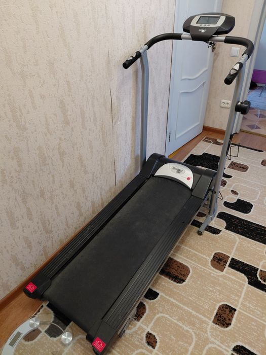 Беговая дорожка механическая