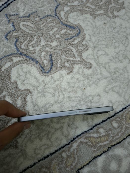 Xonor x8a 128/8 gb sotiladi