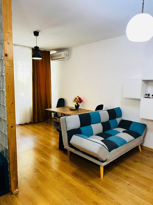 Garsoniera tip studio (cu antecamera)