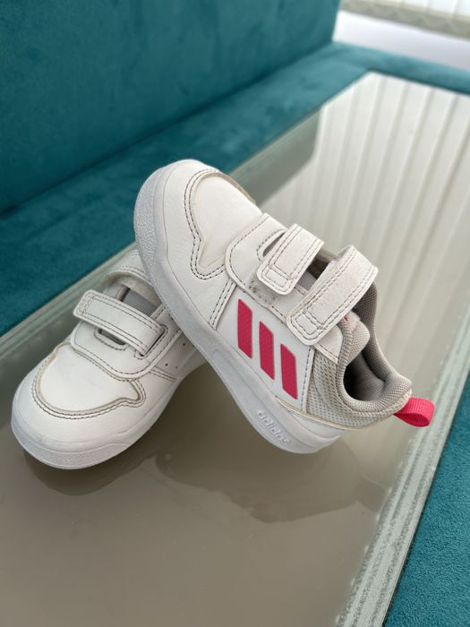 Детски маратонки adidas 21 номер