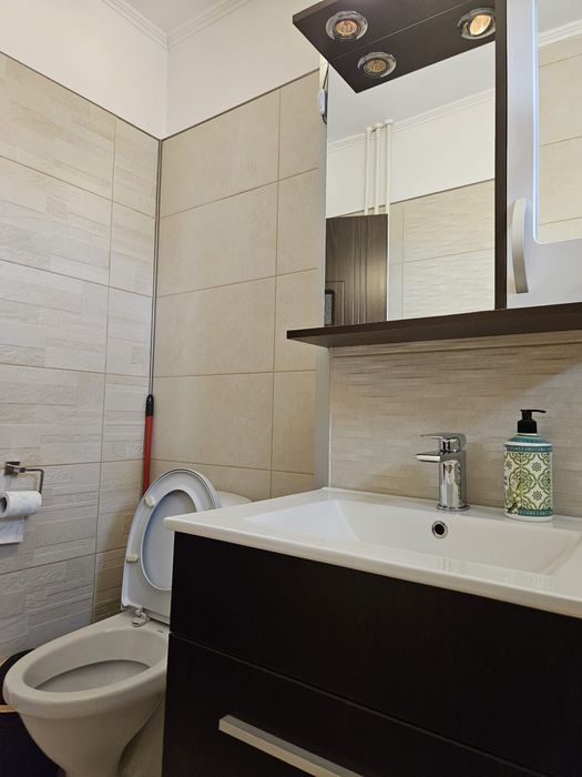 Decomandat, două camere, Lăpuș Electroputere Mall