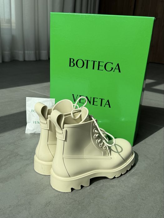 Гумени боти Bottega Veneta