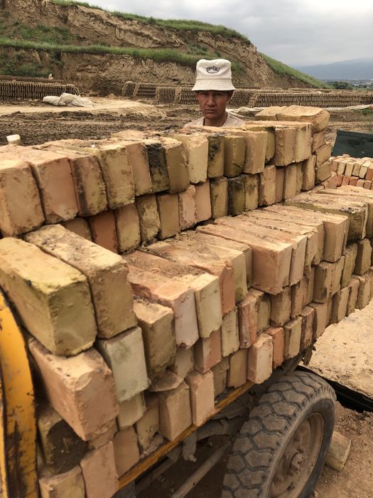 Красный кирпич в алматы