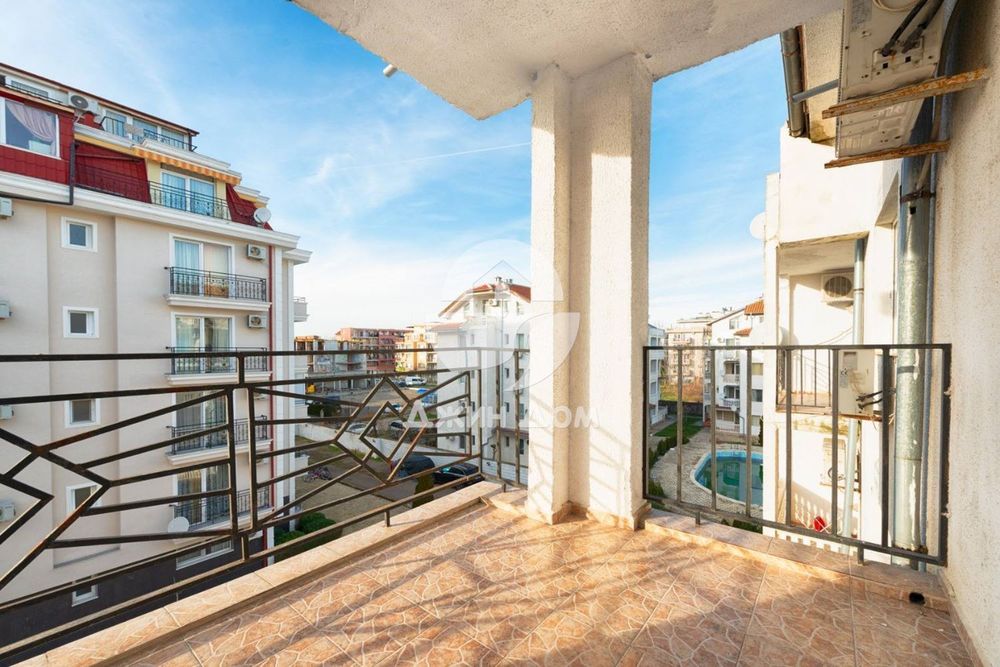 Продава се Тристаен апартамент в к.к. Слънчев бряг - 74 кв.м за 669 €/кв.м - Снимка #10