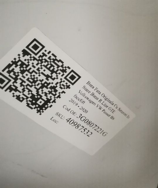 Предна броня Оригинална със сензори в добро състояние R Line GTE Фолкс