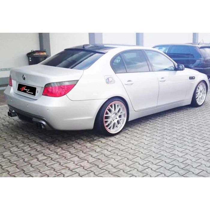 Двоен М-техник дифузьор за BMW E60