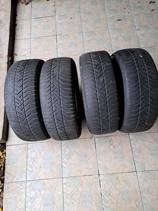 Anvelope iarna205/55/16 Pirelli