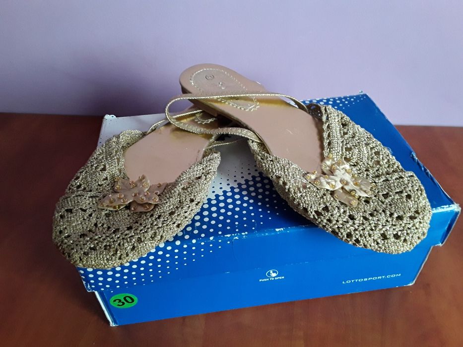 Vând Sandale Damă Mărimea 38