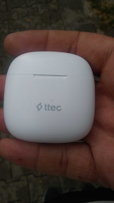 Продавам слушалки ttec