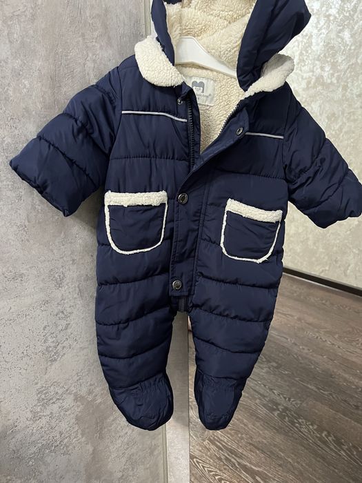 Продаю демисизонный комбенизон