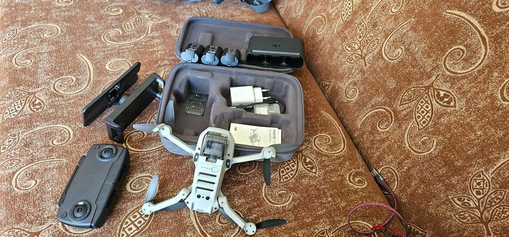 DJI Mavic Mini Fly More Combo, 3 батерии, Отлично състояние