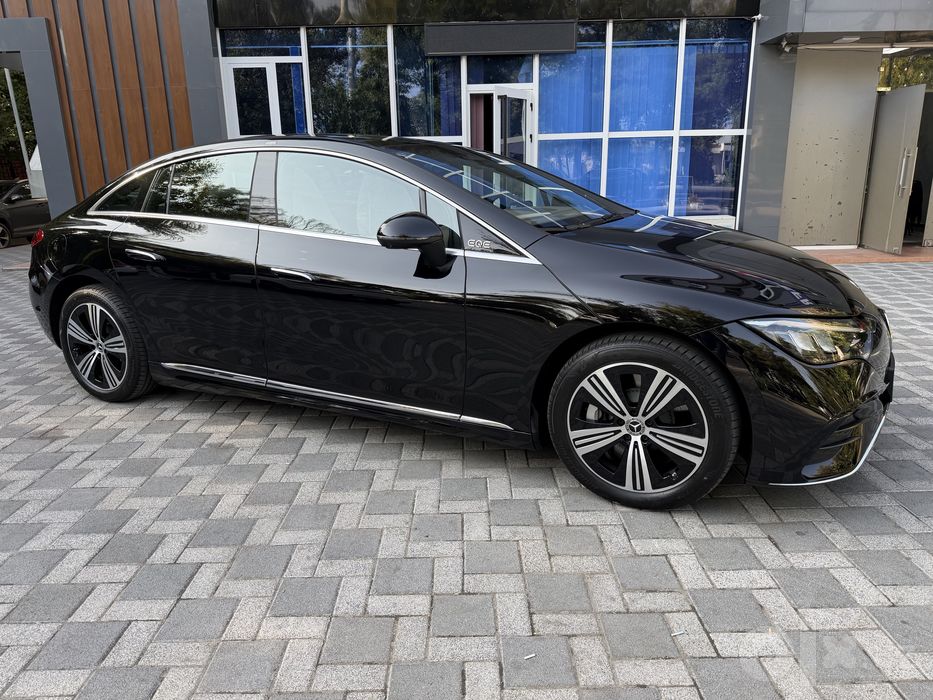 Merscedez Benz EQE 500