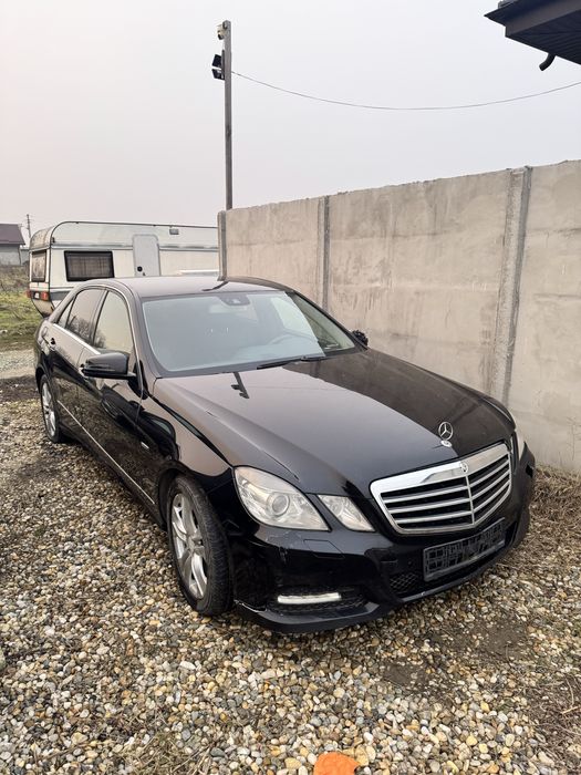 Mercedes e220 avariat