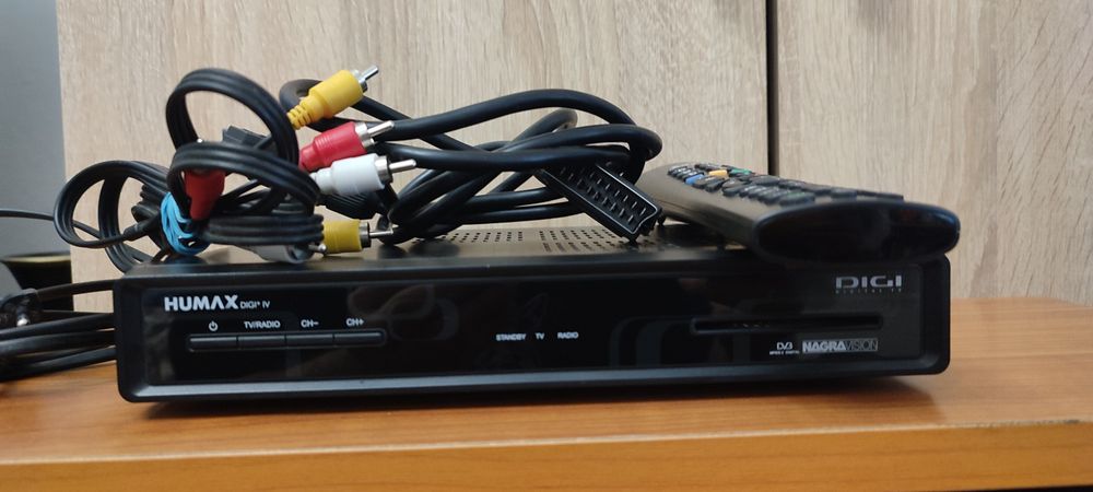 Decodor satelit digi