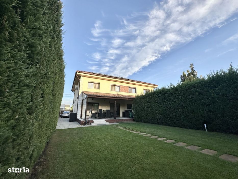 Duplex spatios cu 4 camere | Zid dublu | Panouri fotovoltaice - Mosnit