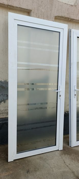 Продается акфа двери б/у