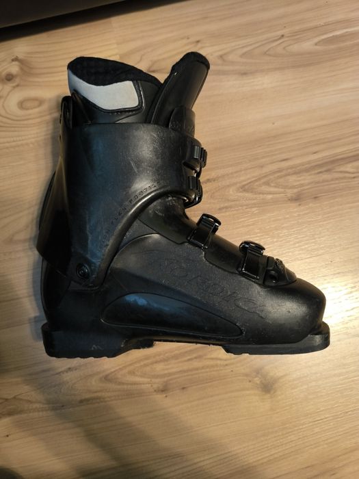 Clăpari Nordica 38-39