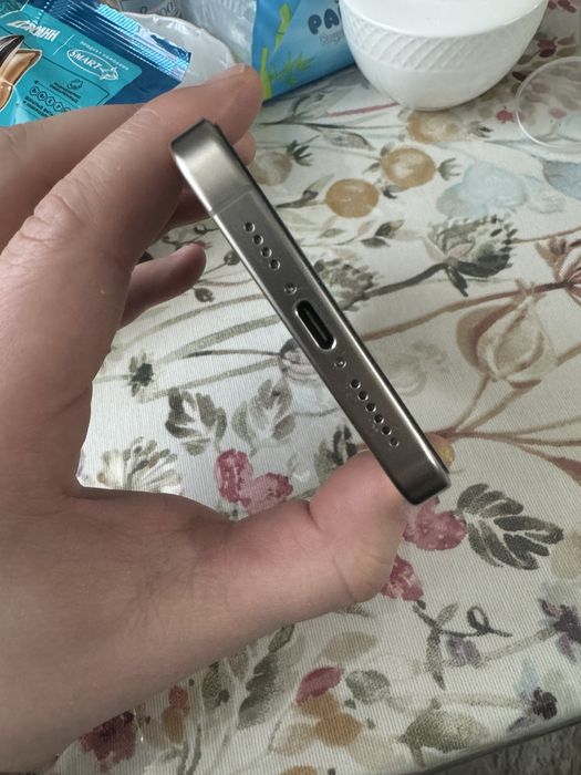 Продам Iphone 15 pro max 1 trb