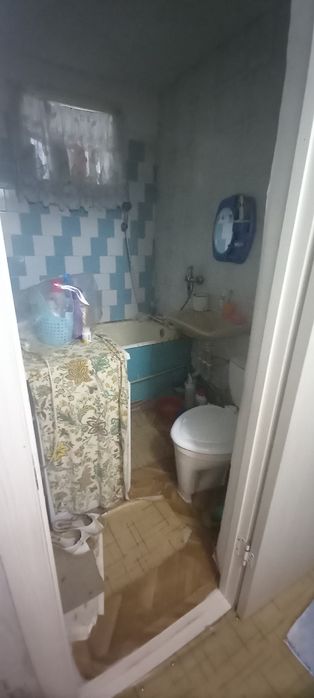 Продам квартиру  3
