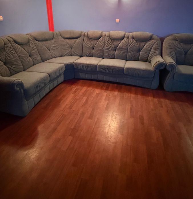 Colțar Supraferie In Stare Bună