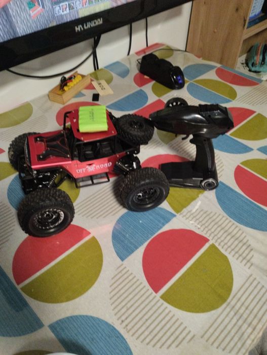 Mașina cu telecomanda