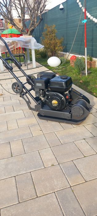 Placa compactoare Woodstar