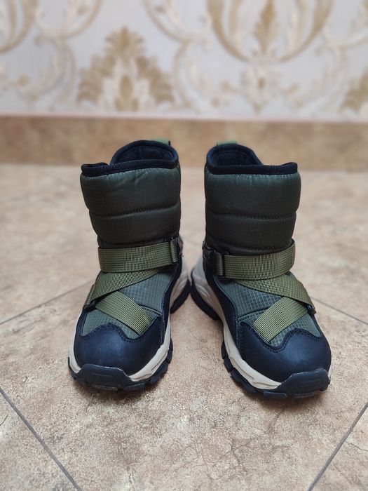 Продам зимнии сапоги