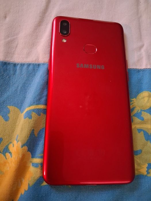 Samsung A10s, состояние отличное.