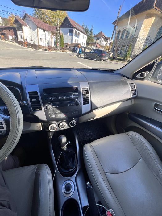 Mitsubishi outlander 2008