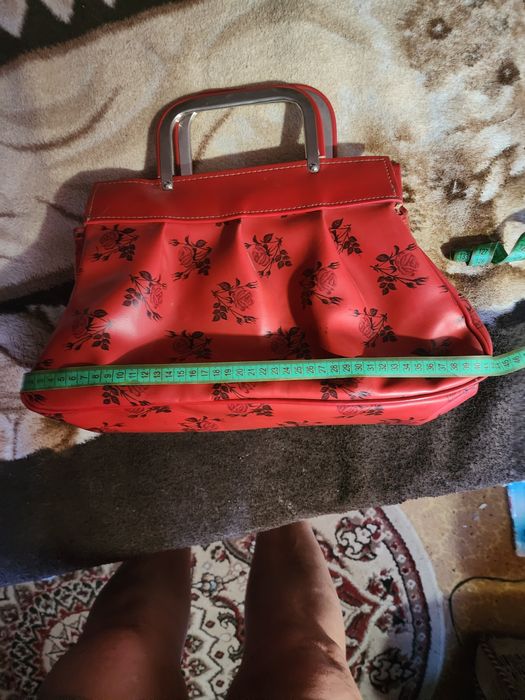 Продается сумка в хорошем состоянии