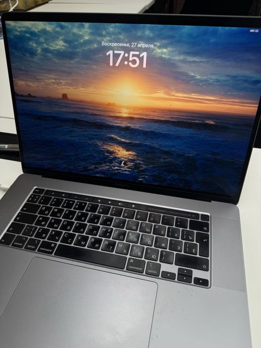 MacBook Pro игровой ноут
