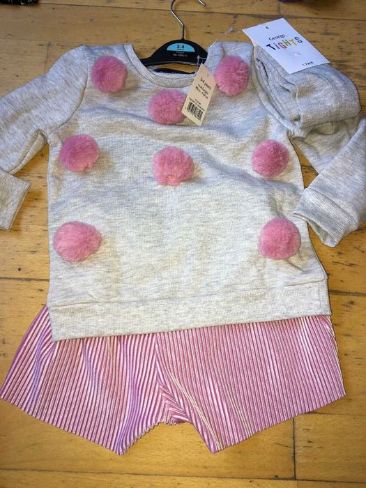 Страхотен детски комплект от 3 части George, бански Елза 98-104 см.