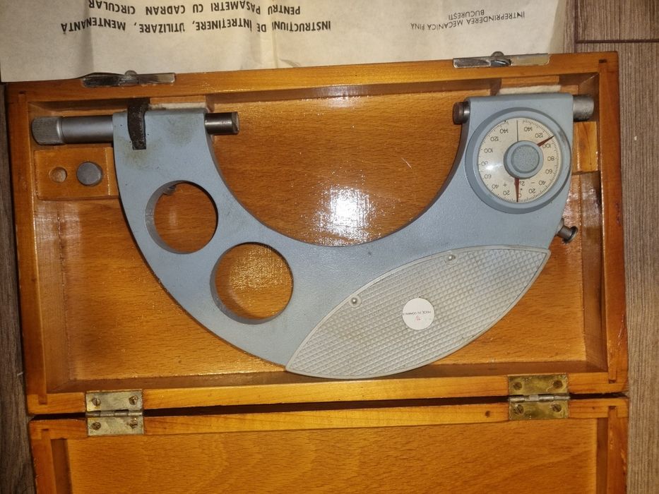 Micrometru cu cadran