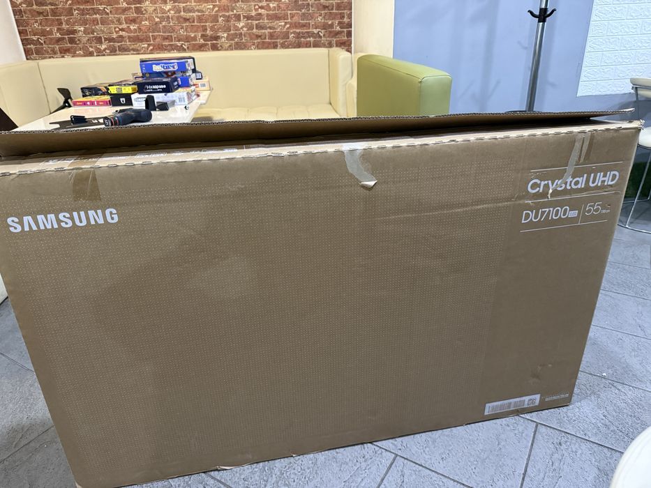 Smart Телевизор Samsung 55 инча