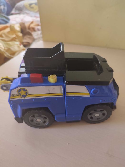 патрулна кола paw patrol.пес патрул